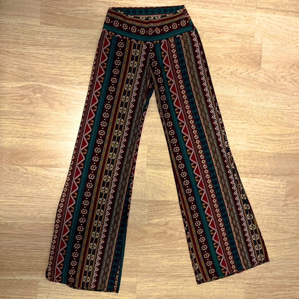 Low rise yoga pants/fun slacks size 26